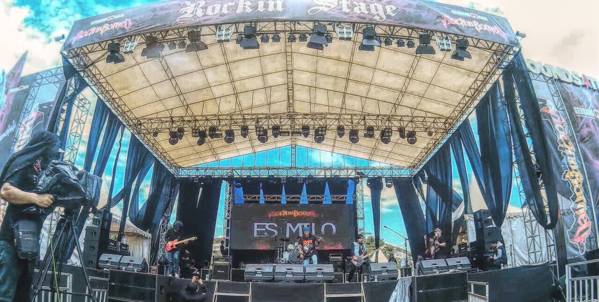 Tommyarchitect's tweet photo. #rockinborneo #Rockinborneo2016 https://t.co/xb3Ww5fES5