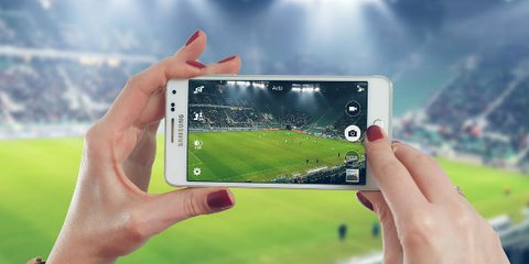 uceMarqua's tweet image. AMOLED дисплеи теперь дешевле в производстве, чем LCD: AMOLED дисплеи во многом (контрастность, толщина, яркость,…