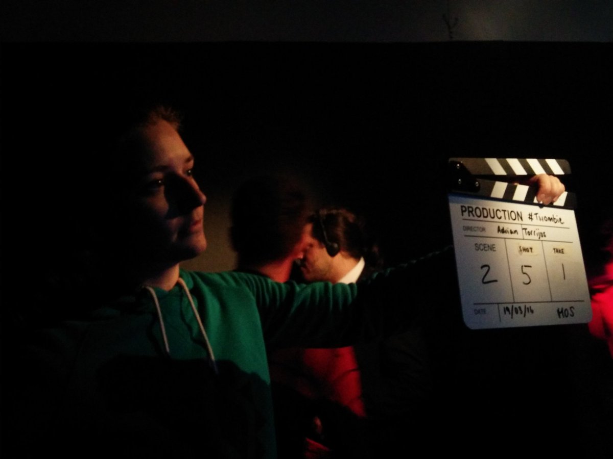 gabrielgambetta's tweet photo. On set as DAMON for Adrián Torrijos's #TWOMBIE https://t.co/5NE4VNcC82