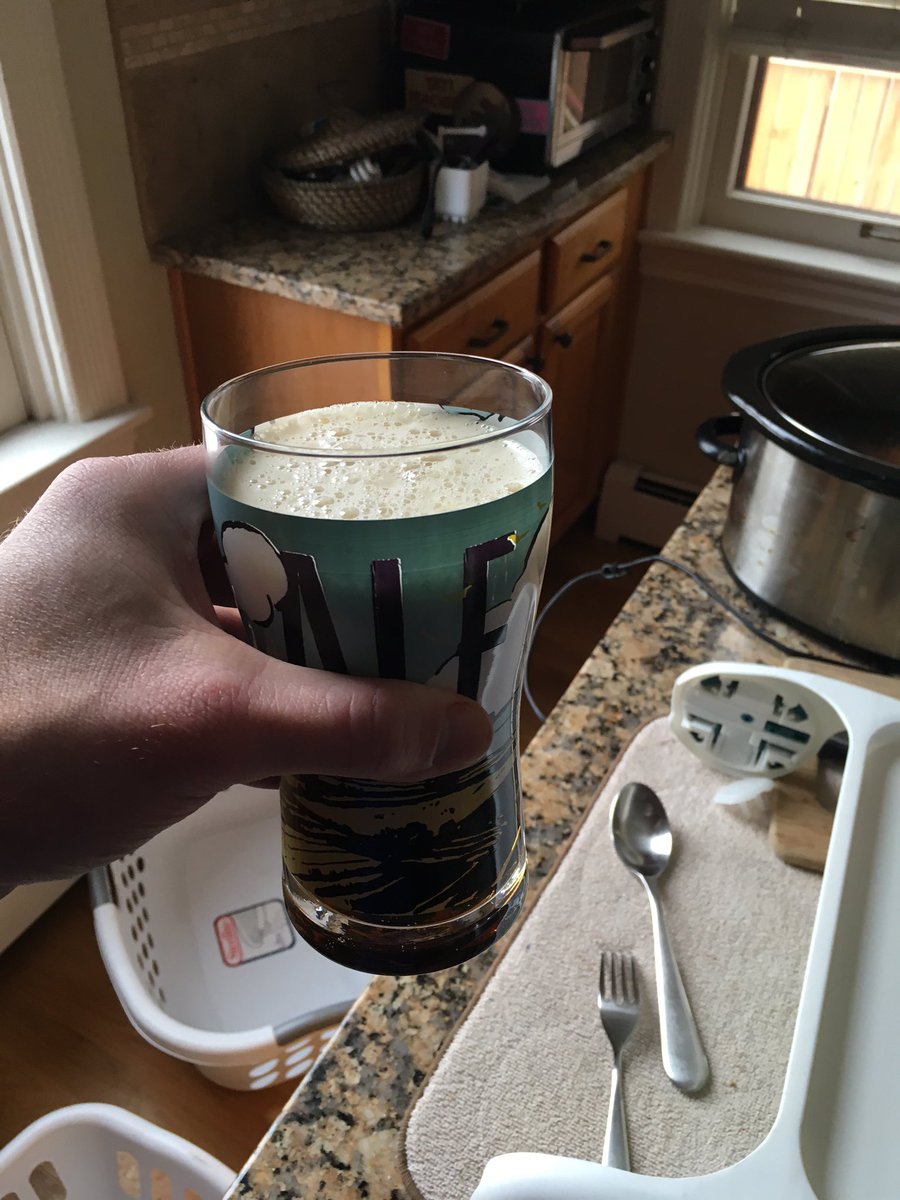 Nat_the_dad's tweet image. Bought this fine crafted beverage at a local, family owned store.Just the way I like it. #KeepCoLocal  @KeepCoLocal