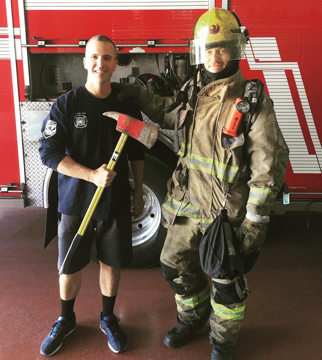 wayeric's tweet image. @mikedjii2 gave us the #firestation59 tour #phx #engine34 and I got to practice #Halloween 🔥🚒💪🏼