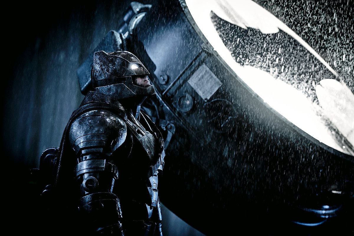 boxofficemojo's tweet photo. #BatmanvSuperman is up to $115.3m internationally and nearly $200m worldwide https://t.co/FKHKiPawwo https://t.co/gWRXg4AkuO
