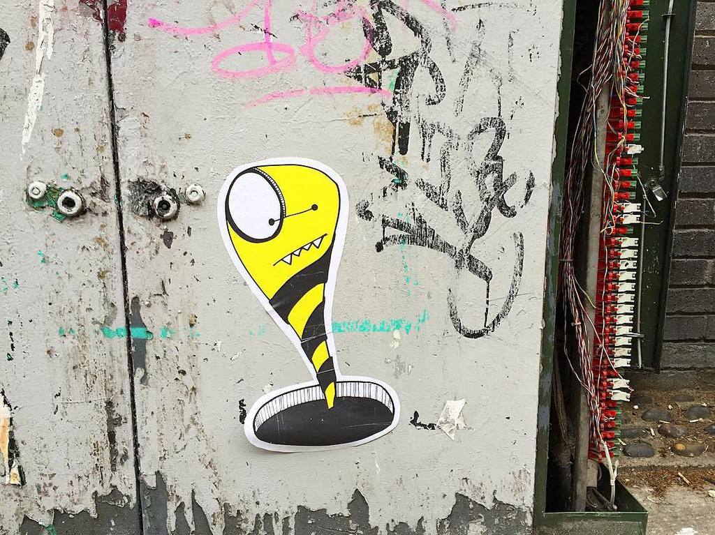 mynameismjar's tweet photo. Hanbury Street pasteups #streetart #streetart_daily #streetarteverywhere #rsa_graffiti #Br… https://t.co/Kpjrs0nwFf https://t.co/ytcOkkRS4f