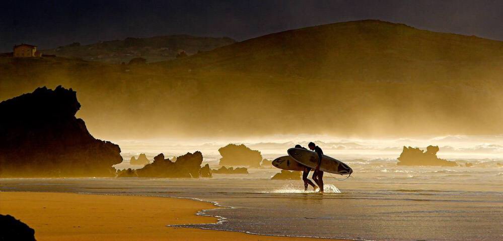 cant_infinita's tweet photo. Ribamontán al Mar entre los tres destinos surferos más importantes de España vía @dmontanes https://t.co/3LAkY0nczf https://t.co/wF58fWuIeM