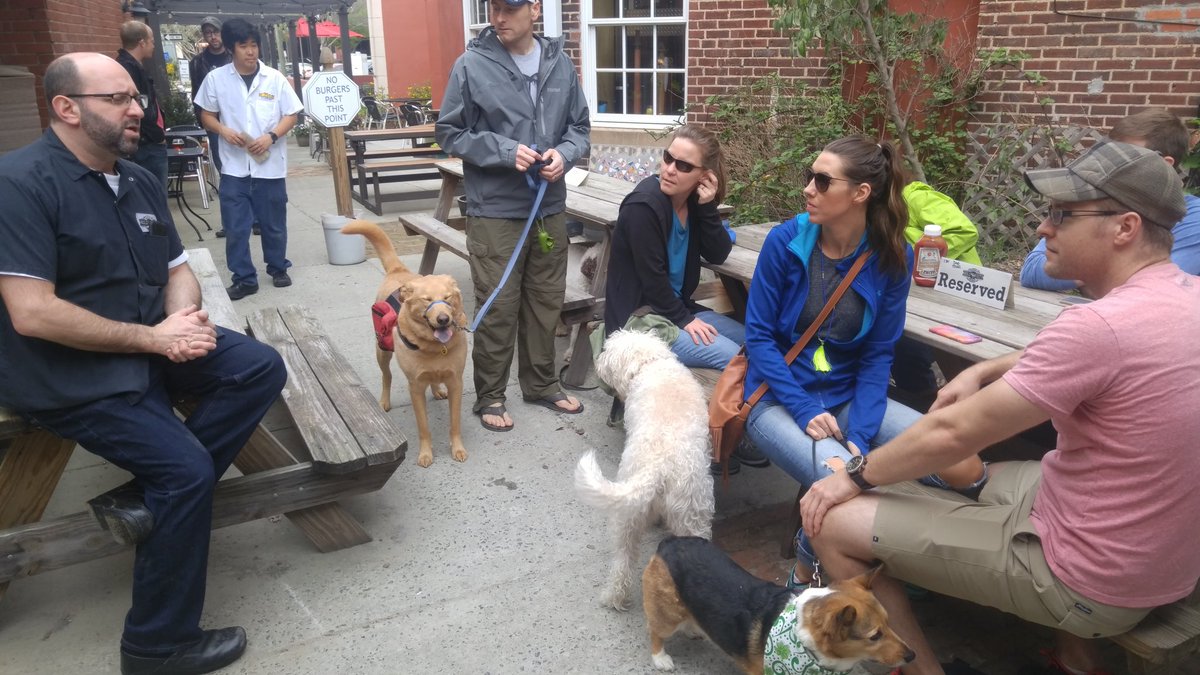 DogFriendlyDRM's tweet photo. #Bullcityburger #pompieripizza https://t.co/beNJCXNGLy