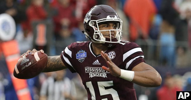 PostBroncos's tweet photo. .@WoodyPaige: Dak Prescott passes for a good pick for #Broncos https://t.co/2v4rl36Lh3 https://t.co/5kfsuDrrNx