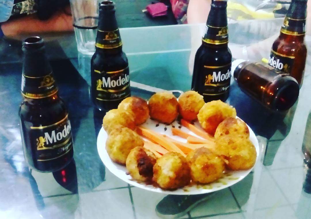 K_deKarla's tweet photo. Amigos de vacaciones y día de descanso ♡ #weeklychallenge6 #proyectoretadorttpt https://t.co/YvCfeiZJ4y