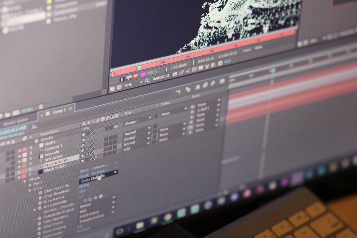 Director__S's tweet image. #VFX @AdobeAE  @RedGiantNews #trapcodeForm  building a HUD for my short  #Filmmaker #artist
