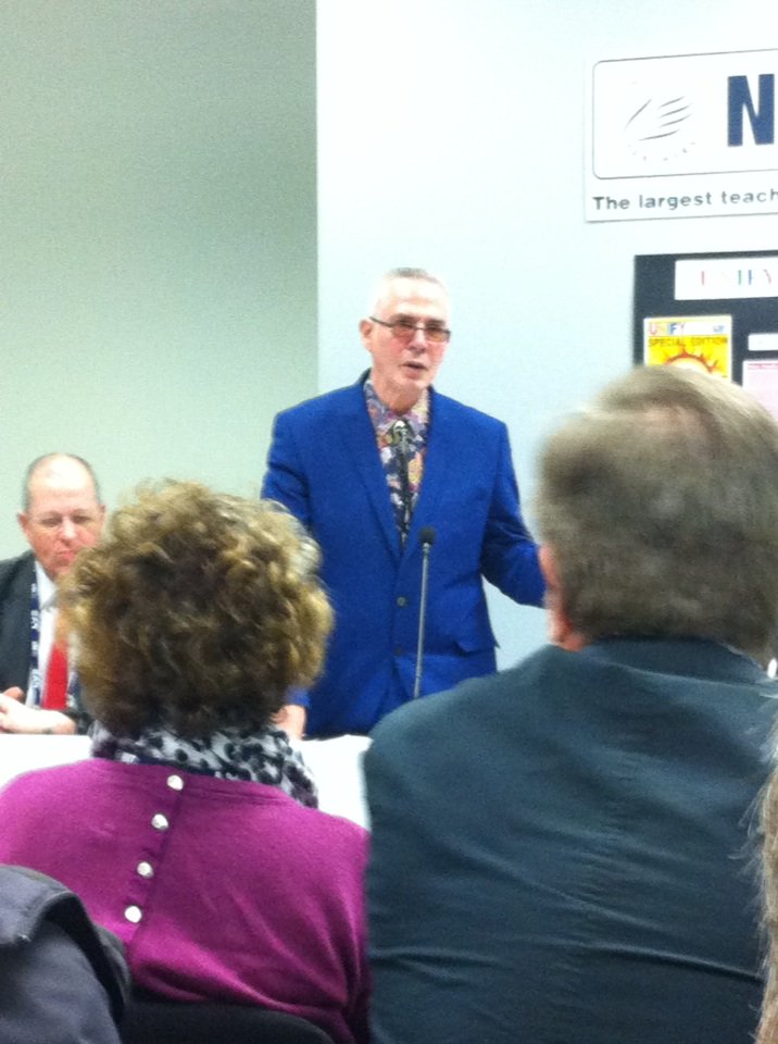 GregFoster20's tweet image. Hank Roberts addressing the Unify meeting #NUT16 #ProfessionalUnity