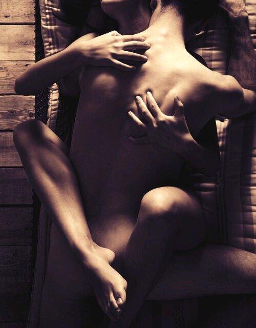 fhl_romantic's tweet photo. #حب#عشق https://t.co/PMJeWJtPAQ