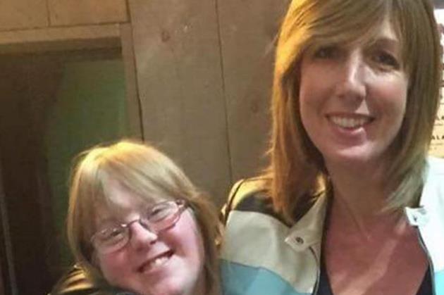 Kent_Online's tweet photo. Help make #kent teenager's @GaryBarlow dream come true and #getgarytopaige https://t.co/GKx9xj7Z80 https://t.co/iaFh8T1tCn