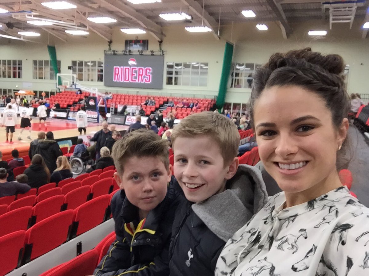 karengilbert337's tweet photo. @RidersBball @PukkaPies @premierlogistics #bestseatinthehouse #weride #weloveourteam #biggestfans #wherestrevsbeard https://t.co/fgRMjNyig2