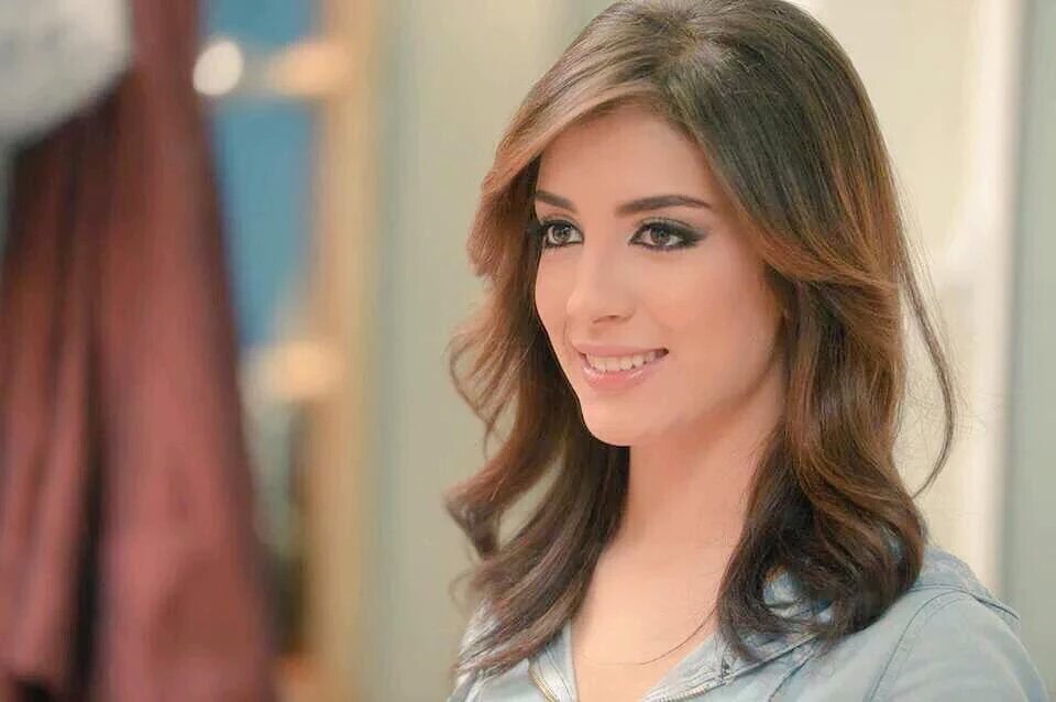 lylyalgerienne's tweet photo. #TBworld2016 
Vote 👉 #souhilabenlachhab @SuhilaBnLachhab @DTopbeautyworld https://t.co/Pa4F3WGWUx