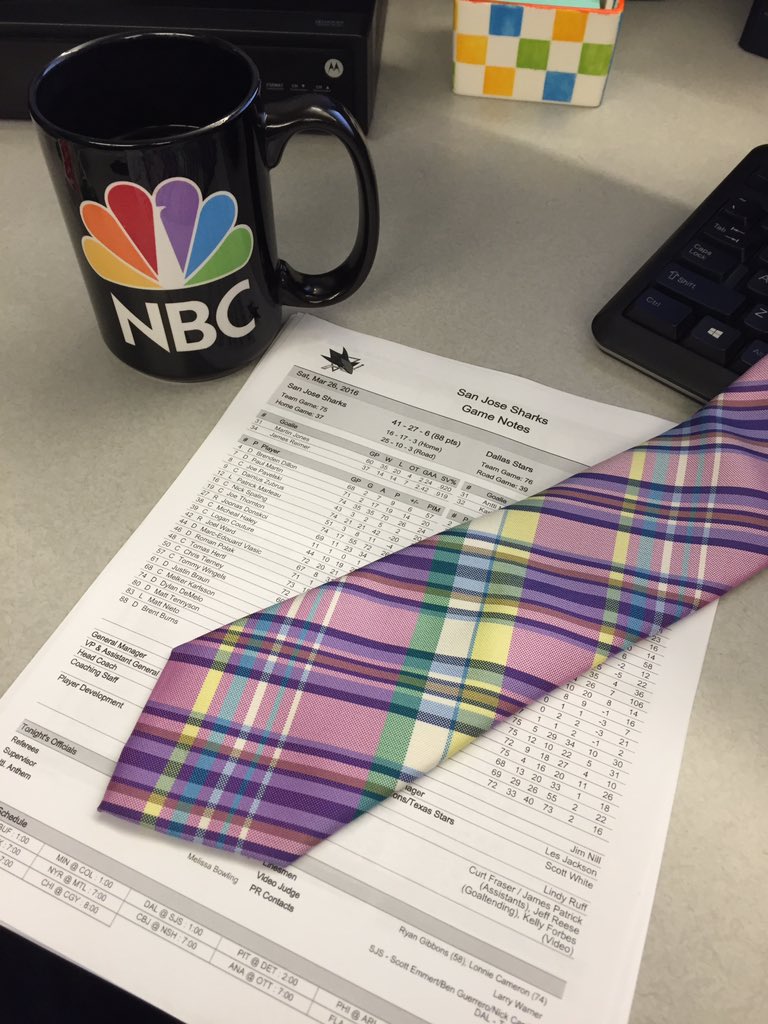 BrodieBz's tweet photo. Dear @nhlties - just go ahead and give me top star please. #EasterTie https://t.co/z8HmcKFqU6