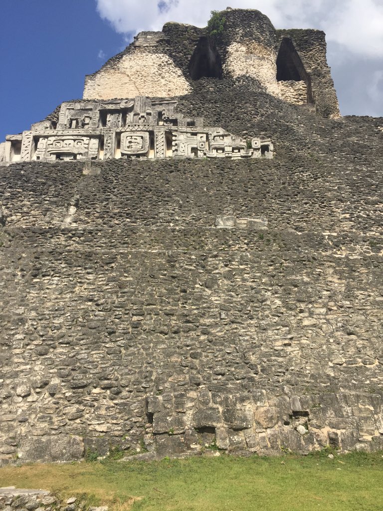 HBBelize's tweet photo. Beautiful Belize https://t.co/pDx3ooE1UN