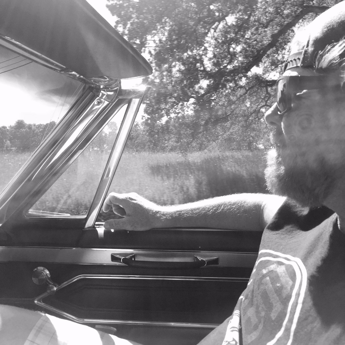 MonkeyAssRacing's tweet photo. #originals #LULU #saturdayroll #rightarm #deville #pioneers https://t.co/8xIeJ6xxHr