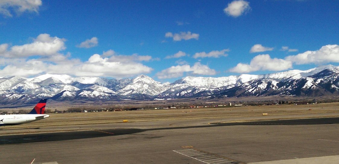 RT @MPCJosh: The #Bozeman airport doesn't exactly make it easy to leave...