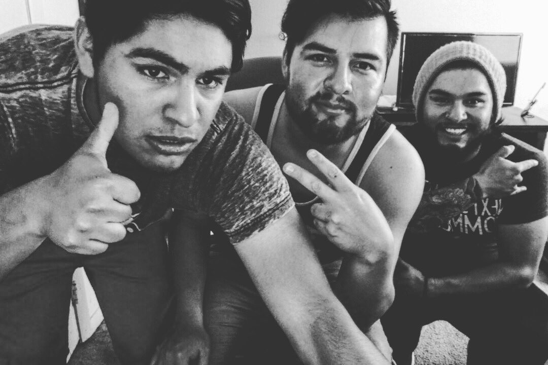 Nalee_Musica's tweet photo. Nos vemos esta noche en rock n taco sandy Springs GA 🤘🏼👌🏽 https://t.co/xAM73xtEom