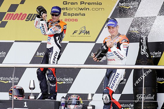 zdravkost's tweet photo. 2006 #SpanishGP. @26_DaniPedrosa (Repsol Honda RC211V) finishes 2nd at Jerez, on his #MotoGP debut ποΈπ¨ππΎ #Epic β https://t.co/dFxE33Jwfe