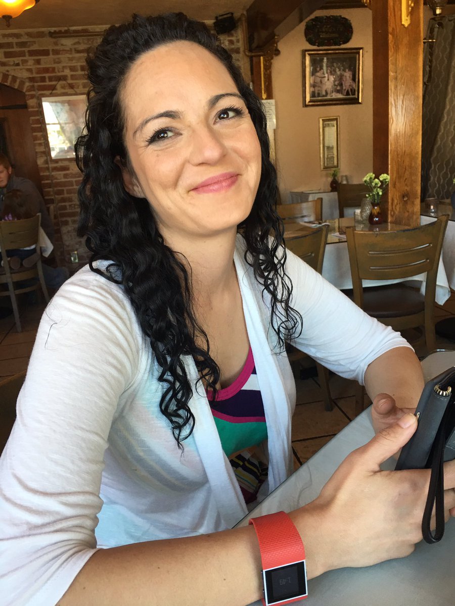 LloydChiro's tweet photo. @Curlybookworm, thanks for the date getting some Thai food! https://t.co/VYD5GjZ6li