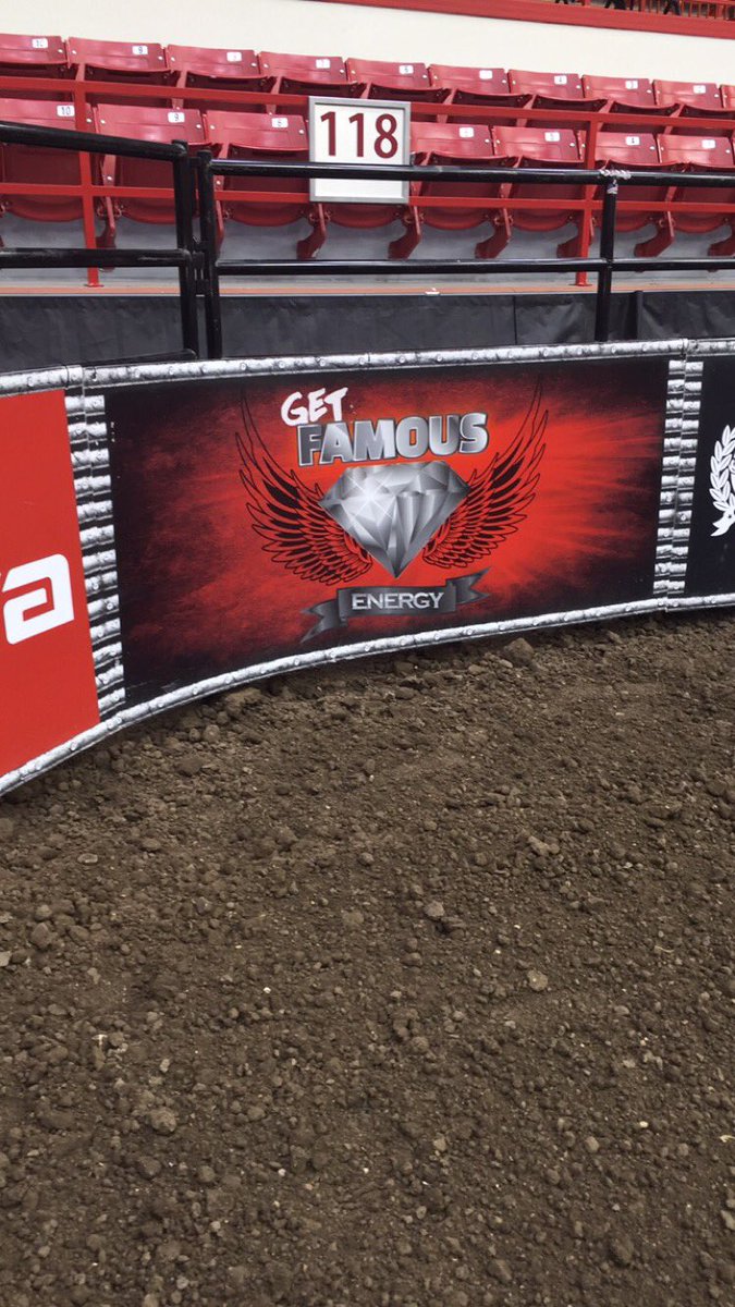 GetFamousEnergy's tweet photo. Famous Energy at #CBRSalina keeping everyone energized throughout the entire Showdown. https://t.co/MC1FzPKOhg