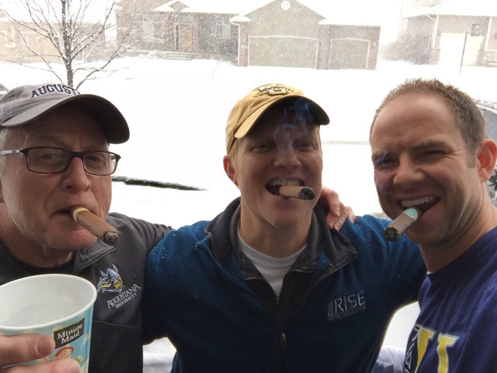 Victory cigars for the @AugieMensBball DII NATIONAL CHAMPIONS!  Congrats boys!  <a href="/GoAugie/">Augustana Vikings</a>