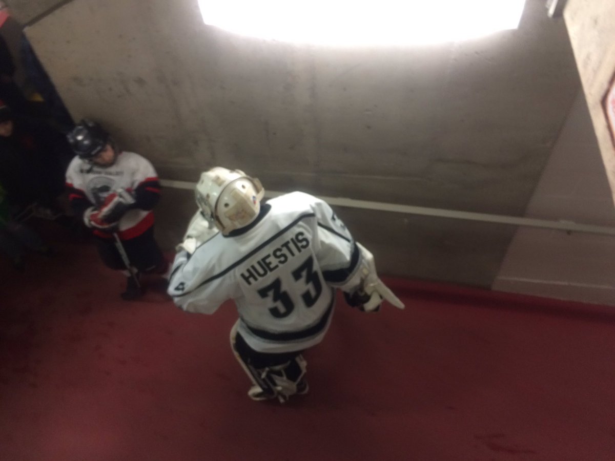Hockey time <a href="/KMCCBerwick/">KMCC - Berwick</a> <a href="/huestisryan/">Ryan Huestis</a> will be in net for <a href="/Valley_Wildcats/">Bage Valley Wildcats</a>