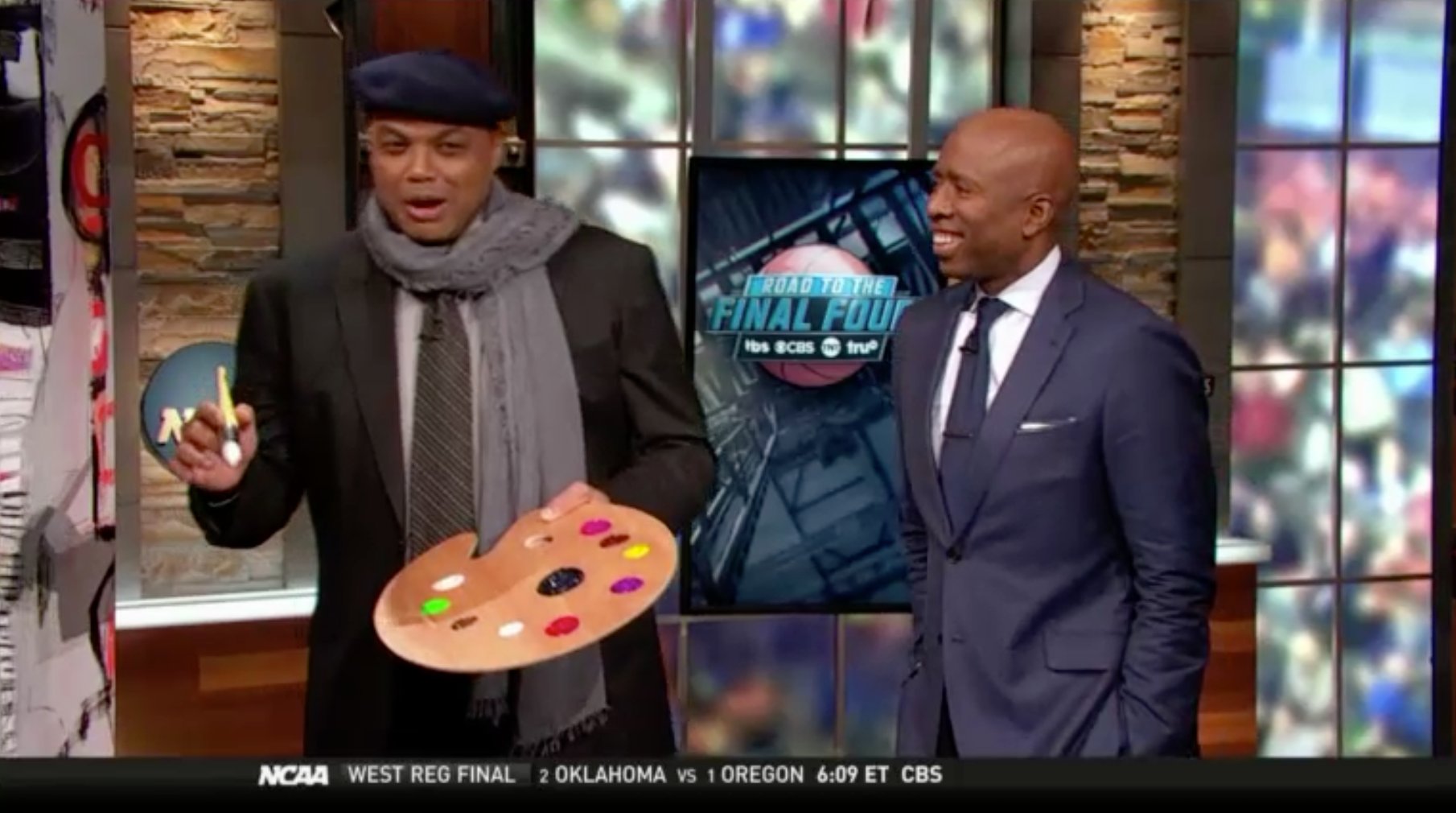 CegYaeYW8AICn2v.jpg:large