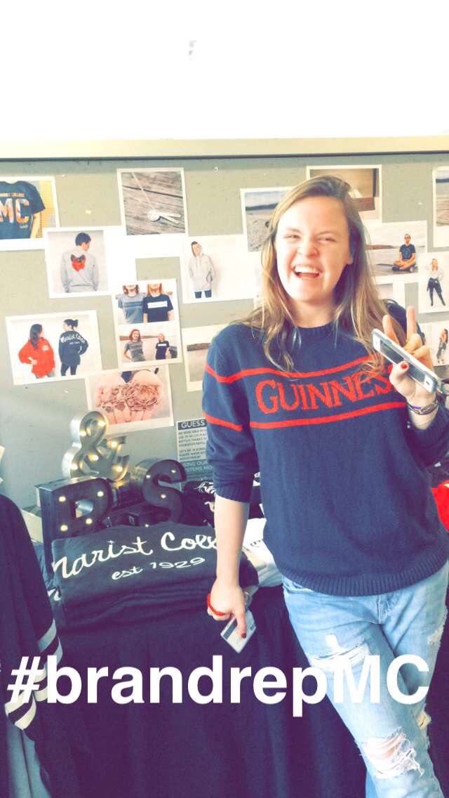 bern_hogan's tweet photo. The best brand rep out there 😍👌🏻@katieeecat #riverandstone #brandrepMC https://t.co/scF7zdLcXd
