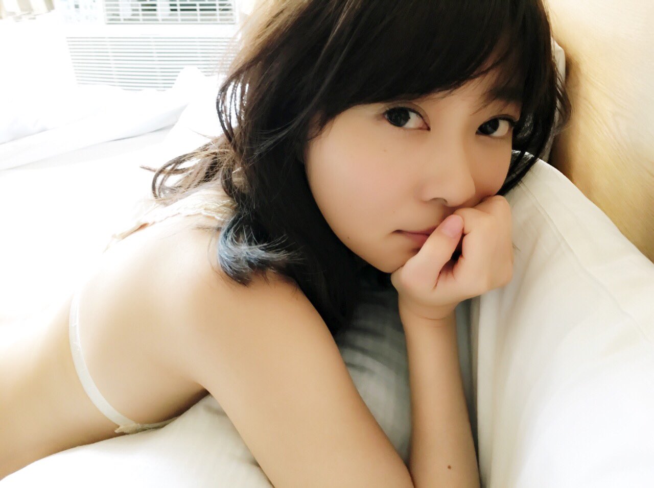 指原莉乃写真集 スキャンダル中毒【公式】 (@345__vegas) / X