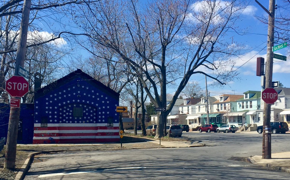 RunEveryStreet's tweet photo. Great route through residential areas, @FDNY #Engine90, #VanNestLanes, @EinsteinMed, and @NYCParks Bronx Park https://t.co/CPT48Kw4mL