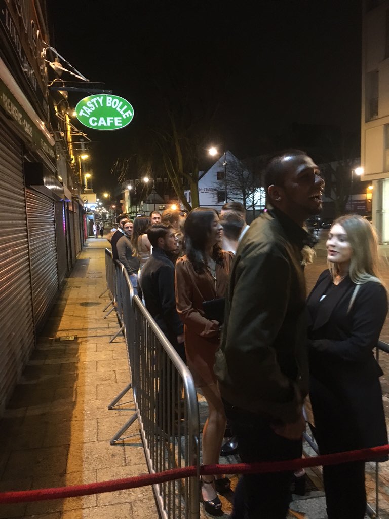 TheKeyMembers's tweet photo. Nice early crowed @CircuitEssex let's start this party @JustPartiesUK birthday @EXPOSUREGiles live on the decks https://t.co/0pxpuTKwPQ
