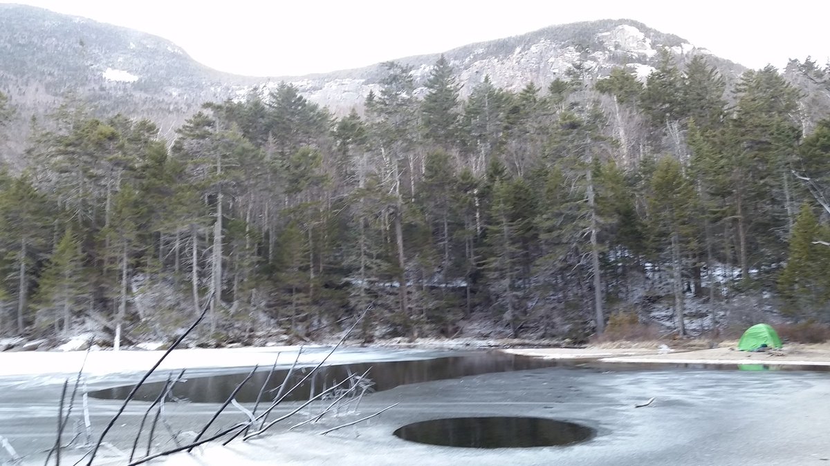 NickWoodMethod's tweet photo. White mountains think so #hiking #backcountry #BackPacker https://t.co/ei3AnsRqdX