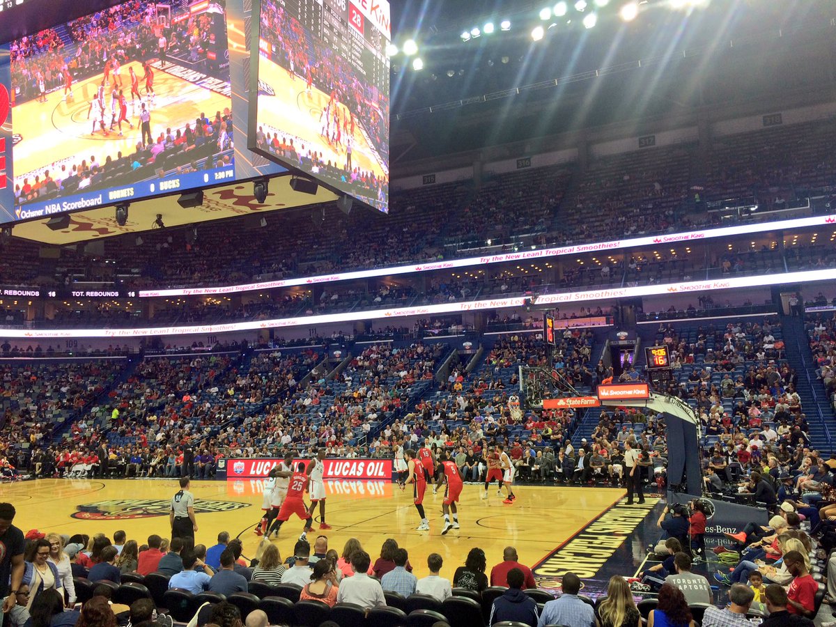 EmptySeatsPics's tweet photo. #Pelicans RT @RPMSports18: @[me] Saturday evening in Nola. https://t.co/TLCJgskoAS