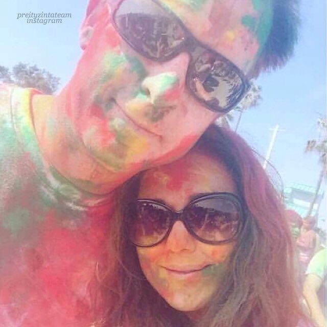 Preity celebrating Holi with her husband💕 Cute!😘