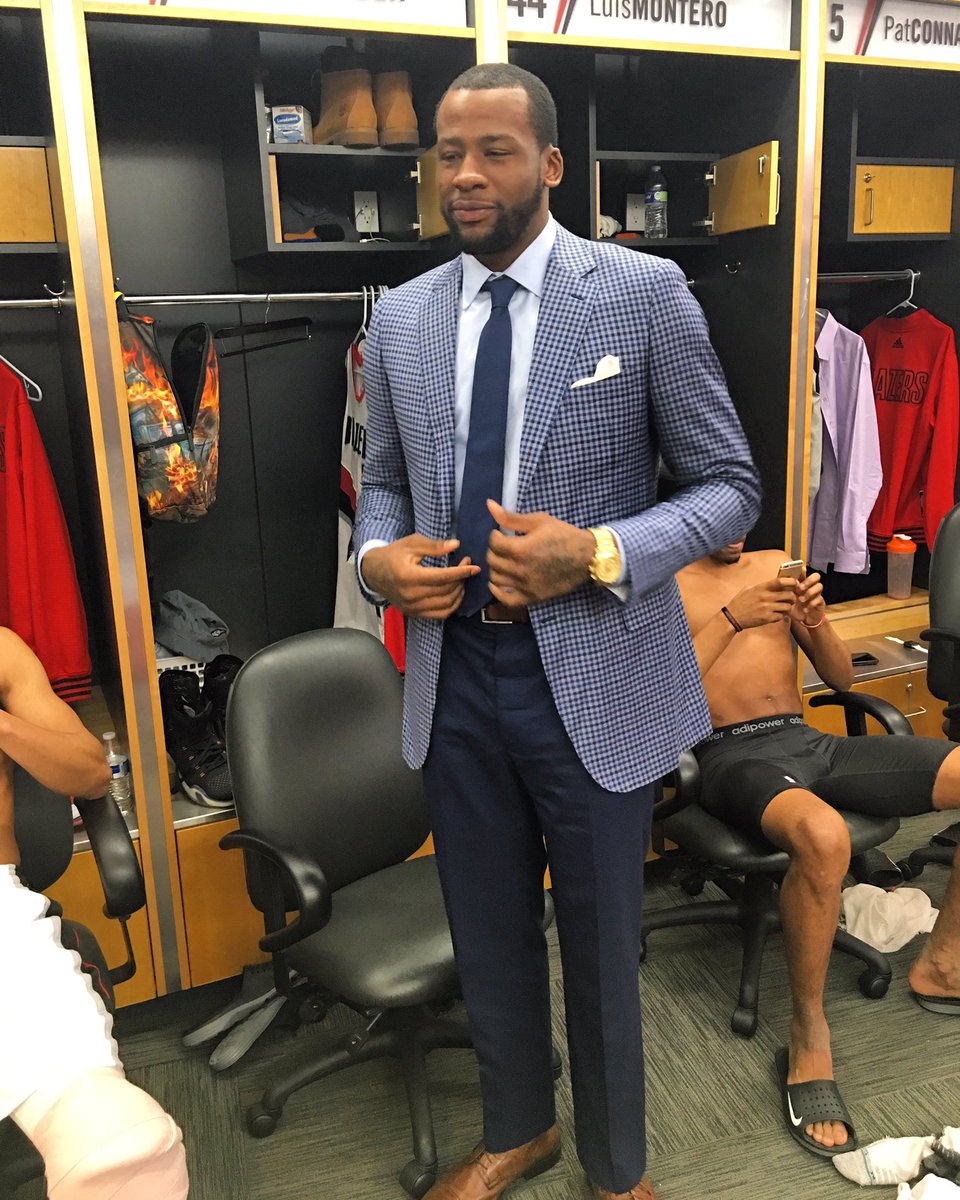 CAlexander's tweet photo. 👔😎 https://t.co/RjsASLCkYu