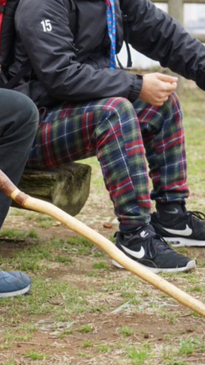 Uzivatel ともみん ウオタミ垢 Na Twitteru シルクがもってるのと似たような靴をnikeでかった これはgymでモチベーションあがるわ 他にもトレーニングウェアとバックも買ったった 高かった T Co M8mez1lkx8