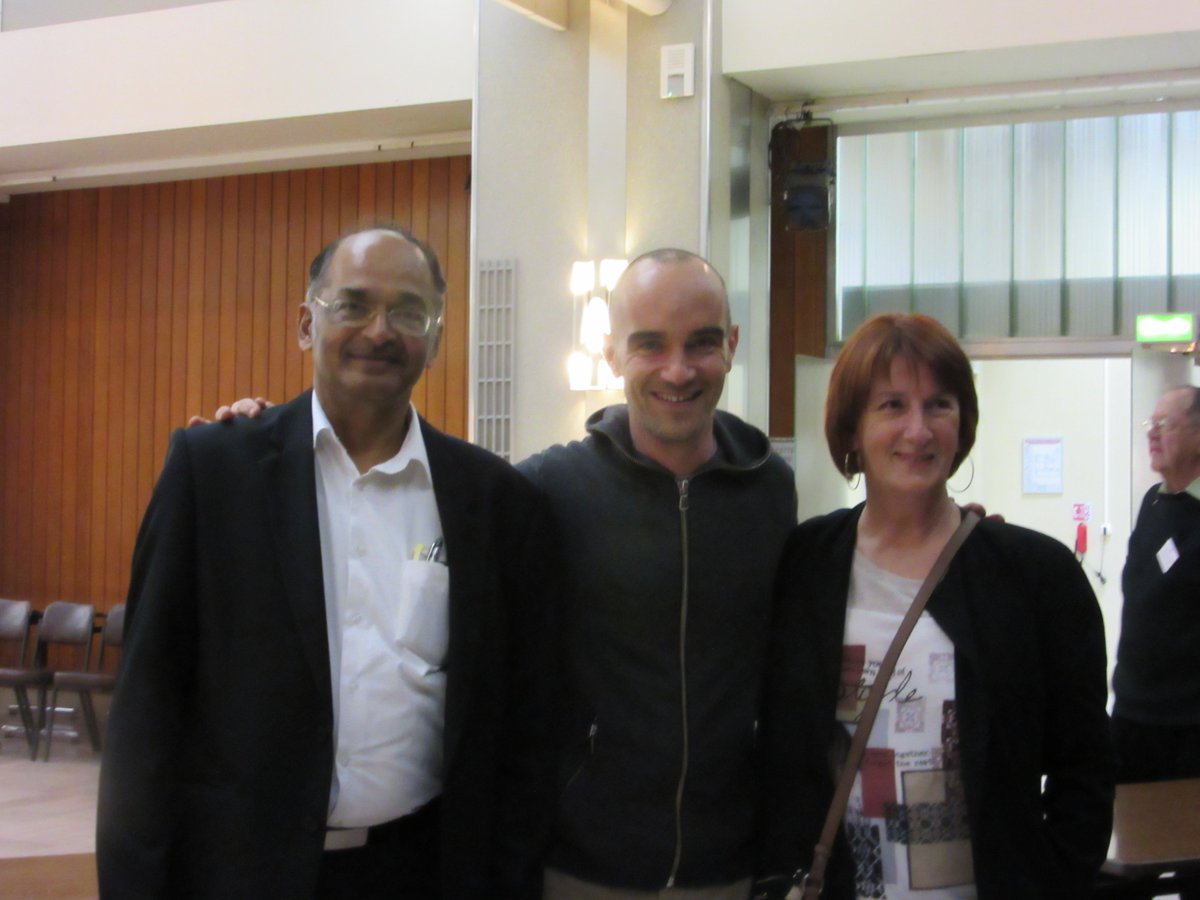assocLOP's tweet photo. Une très belle soirée avec le concert d'Aldebert organisé par Les Orphelins De Pondichéry , c'était genial https://t.co/F7ODnsdhny