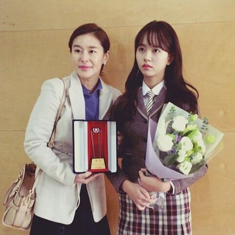 hellokimsohyun's tweet photo. #페이지터너 예지원선배님과~♥ 다음주도 기대해주세요 :) https://t.co/VNsO4ckFwd