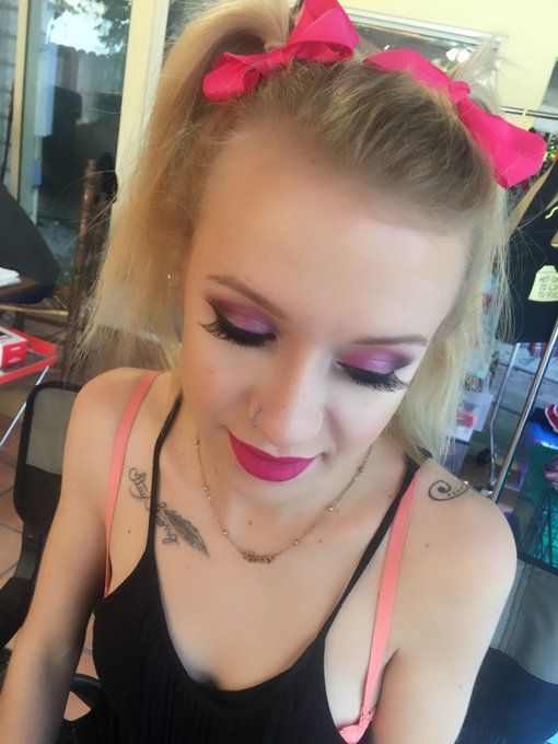 My shoot today👉👌❤️😍😘😜 https://t.co/pbOsofSMUJ