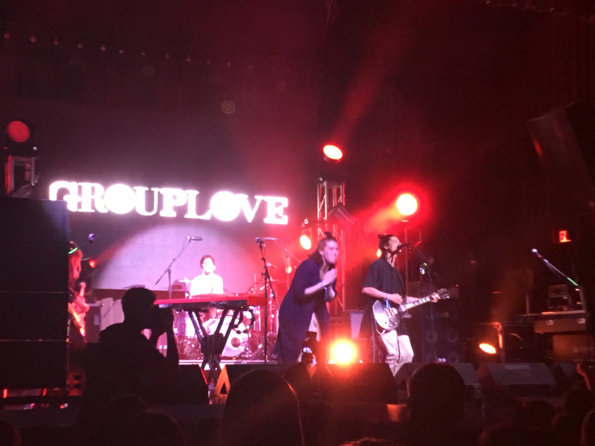 BottleCapShows's tweet photo. @GROUPLOVE  is SLAYING their 1st show In #miami EVER! #bleaulive #LIVnightclub https://t.co/1uRwjq6H4q