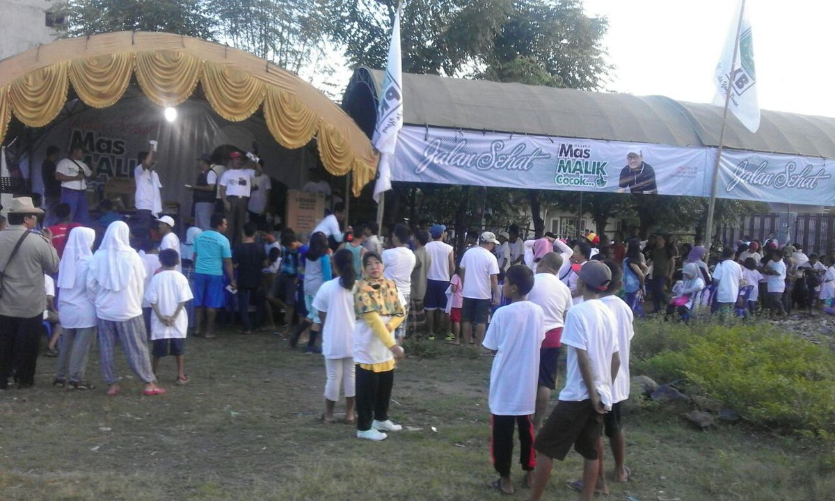 PkbProbolinggo's tweet photo. Jalan Sehat Bersama Mas Malik
@BeritaPKB @kabarPKBjatim https://t.co/eCJzNdct18