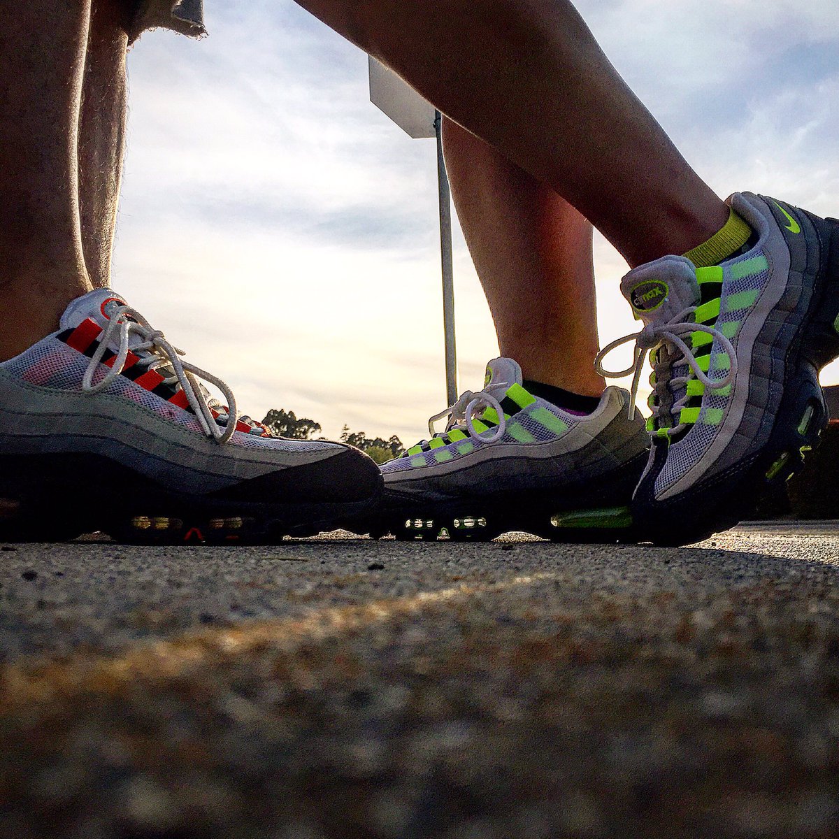 RichardQuisumbi's tweet photo. #AIRMAXDAY #AirMax #airmax95 #featureoftheday #dontsneakthetechnique https://t.co/blRIkK48Tx