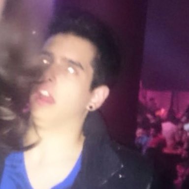 Cuando todo va bien en el antro y se te mete el chamuco