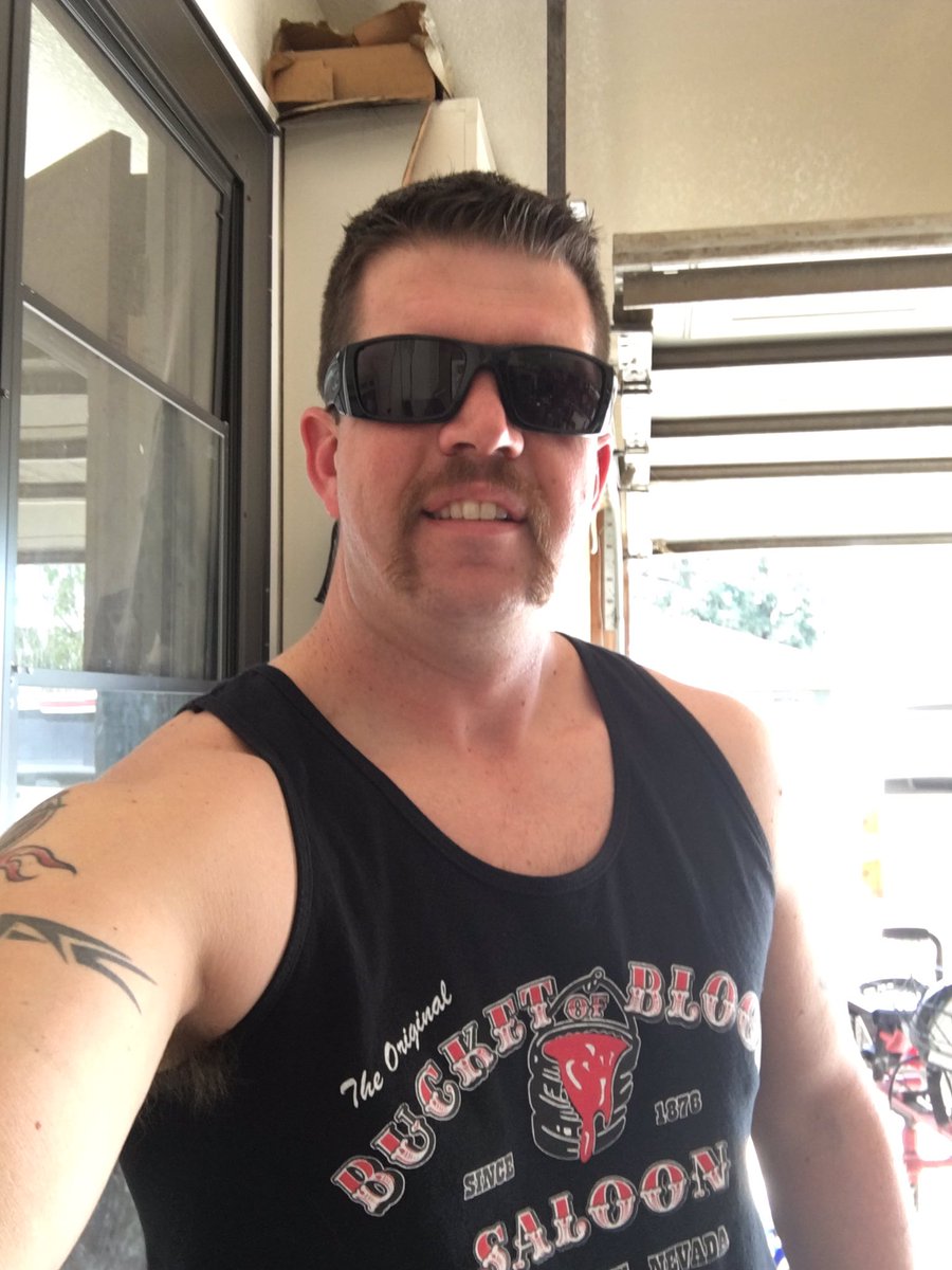 iJustincredible's tweet photo. I'm ready for another road trip to #BucketOfBloodSaloon https://t.co/1yyA6rnJ1p