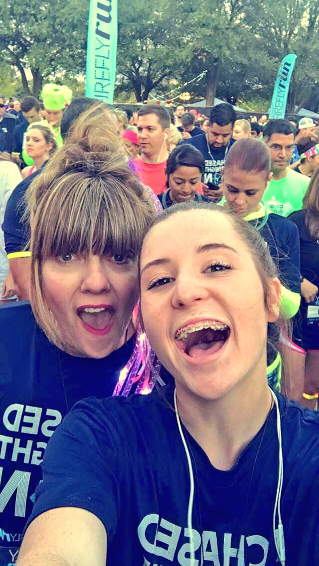 Greta_Norris's tweet photo. I chased the night and won🌚 #Firefly5k https://t.co/BsuJNLTwlT