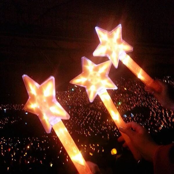 shinhwapics's tweet photo. 🔸Orange Ocean tweet Appreciation🔸
#SHINHWA
#OrangeOcean https://t.co/XURR0jqOOK