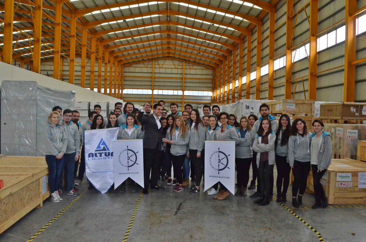deudenizcilik's tweet photo. EGE'DEN MARMARA'YA YENİ UFUKLAR -Mos Lojistik ve Ana Sponsorumuz Altun Lojistik'e teşekkürlerimizi sunarız https://t.co/Gzeugg1As9