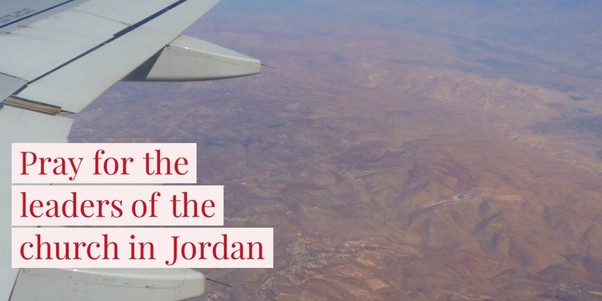 IMB_SBC's tweet photo. As the sun rises in the desert this #Easter morning, thank God for His church in Jordan and pray for their leaders. https://t.co/22nfz0x2zH