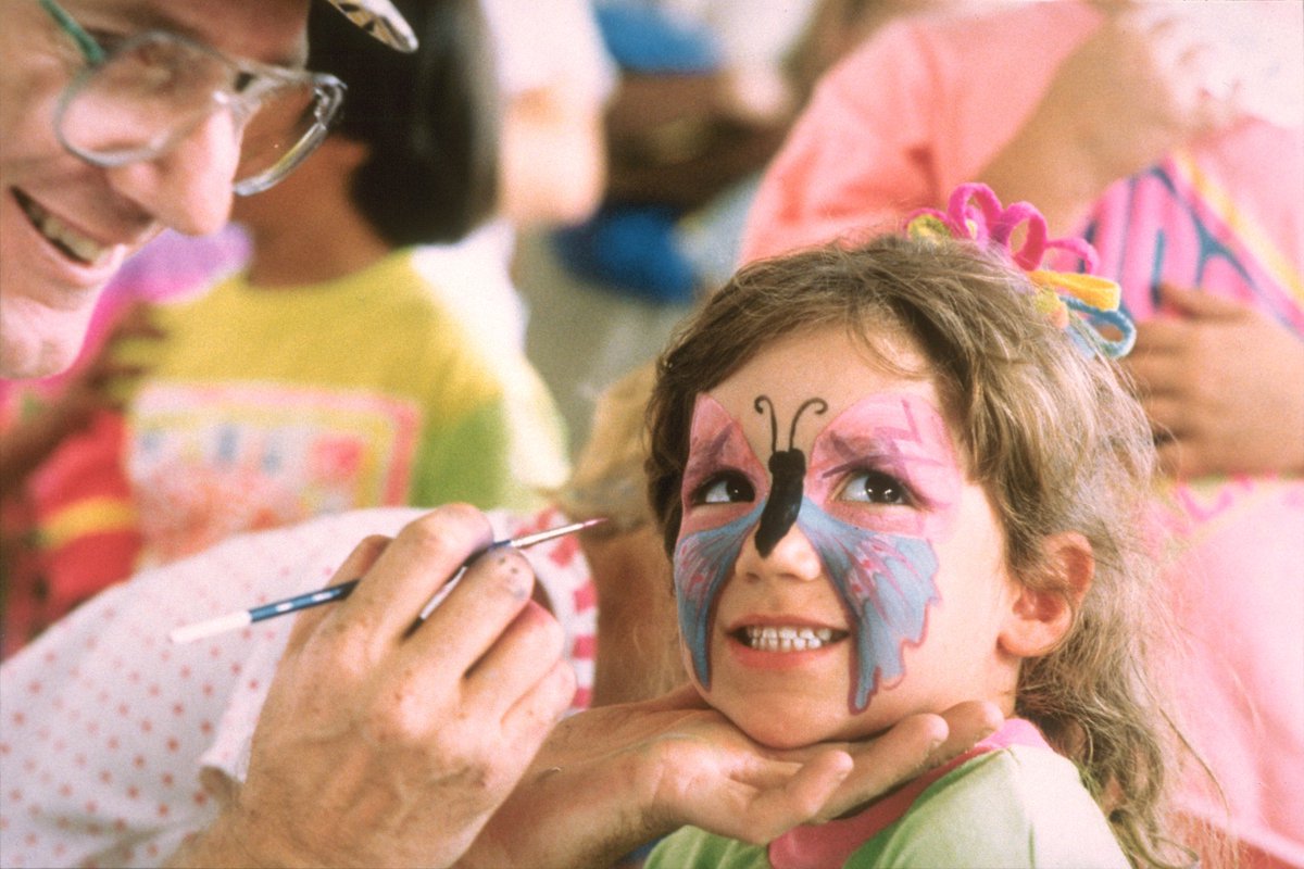 social_canada's tweet photo. Colours of joy,life,happiness,friendship &amp; love. Colours that are beyond state boundaries and unite humanity as one. https://t.co/ofhnSnJ5Wm
